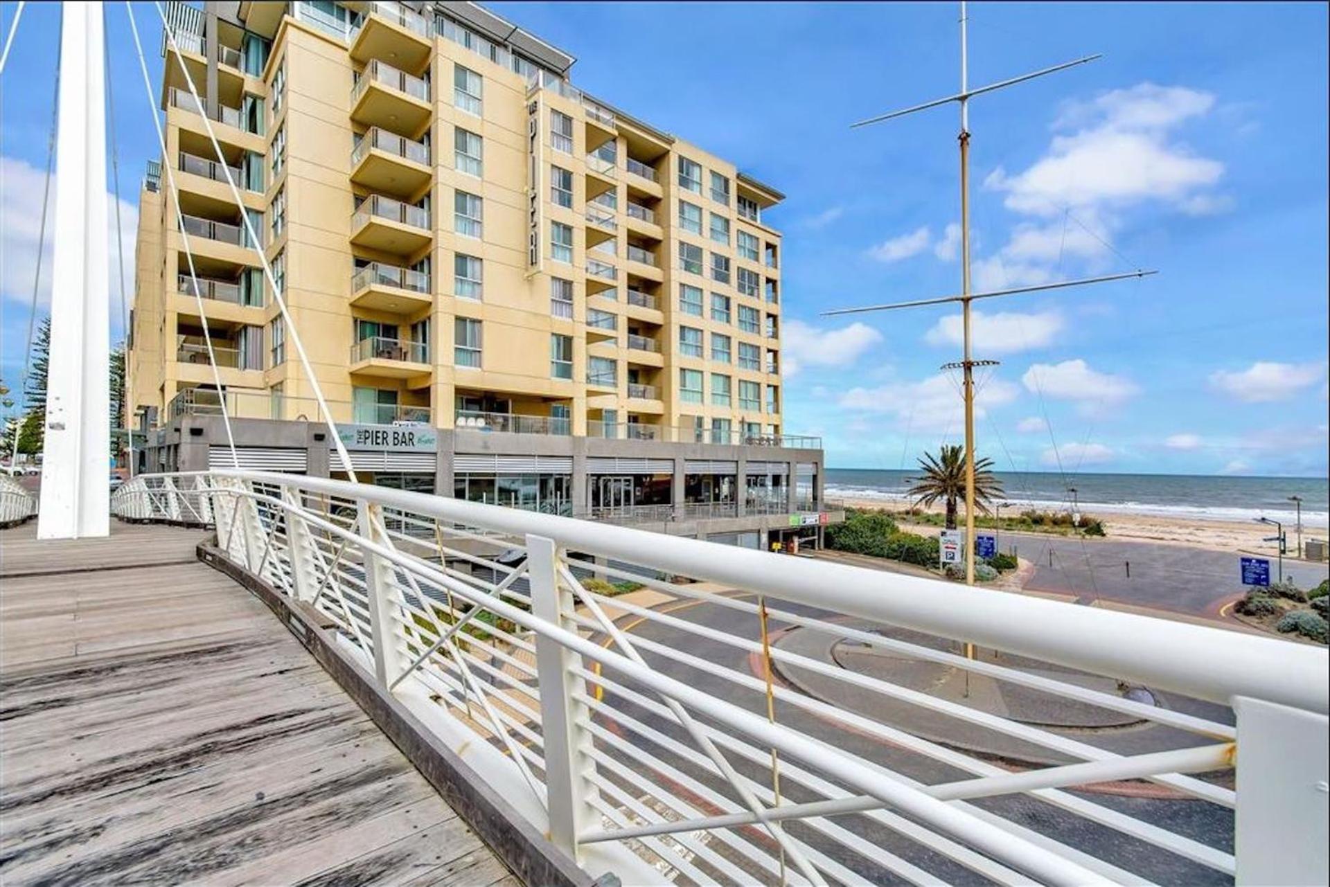 Pier Apartment - Glenelg Views - No 506 أدليد المظهر الخارجي الصورة